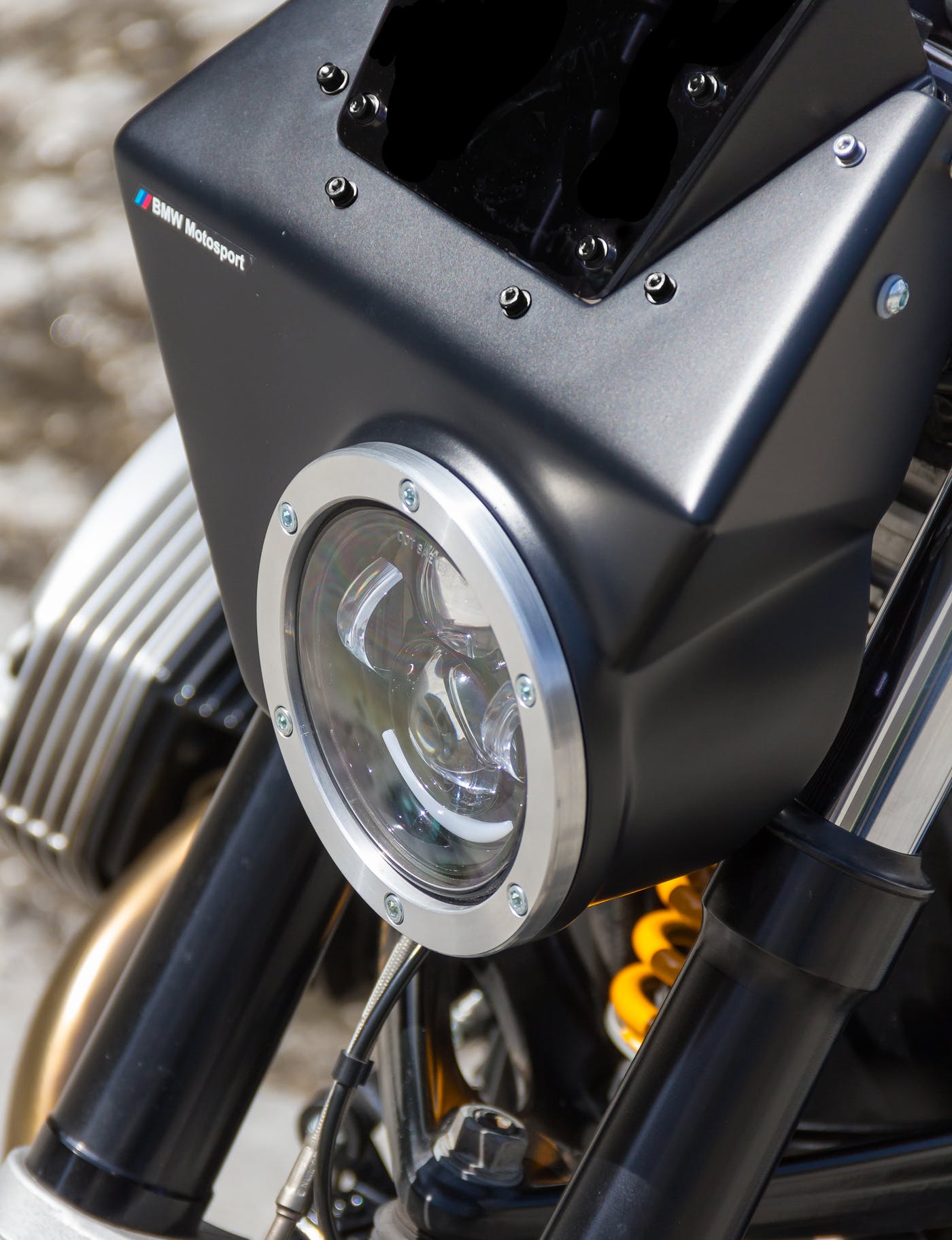 BMW R1200S by Greaser Garage