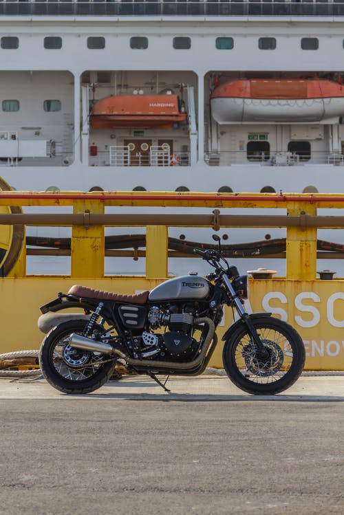 Triumph Bonneville by Greaser Garage