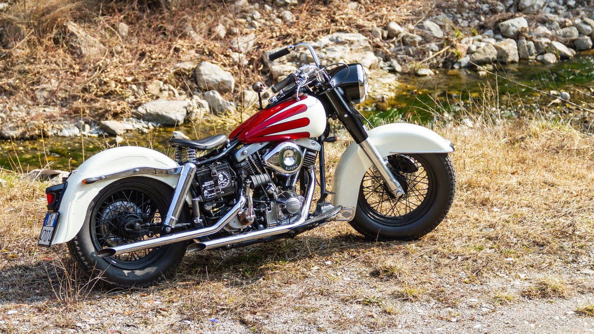 Harley Davidson FX by Greaser Garage